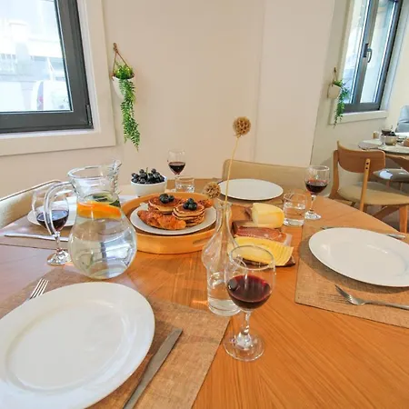 Apartment Trindade Triplex Porto